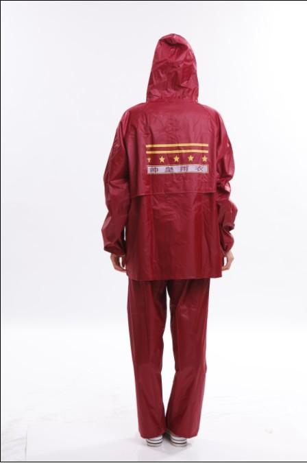 义乌厂家直销雨衣工厂306170涤纶男女雨衣套装可印logo